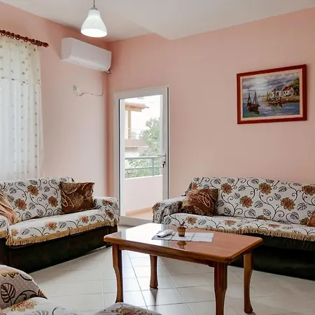 Juri's * Sarandë